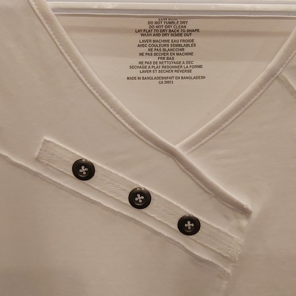 Suzanne's white tunic top - Picture 3 of 7